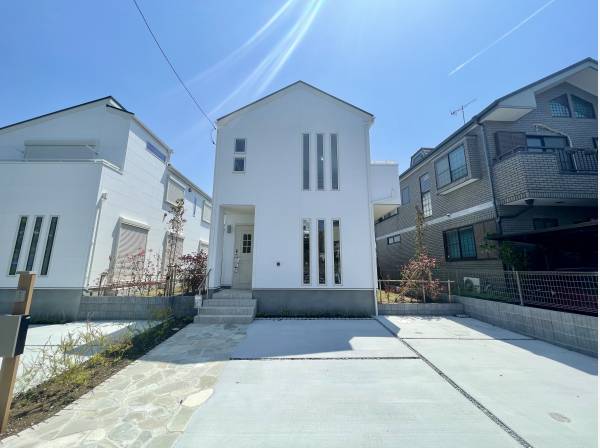 神奈川県鎌倉市稲村ガ崎５丁目の新築戸建