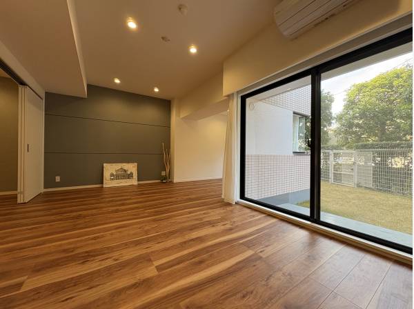 神奈川県三浦郡葉山町長柄のマンション