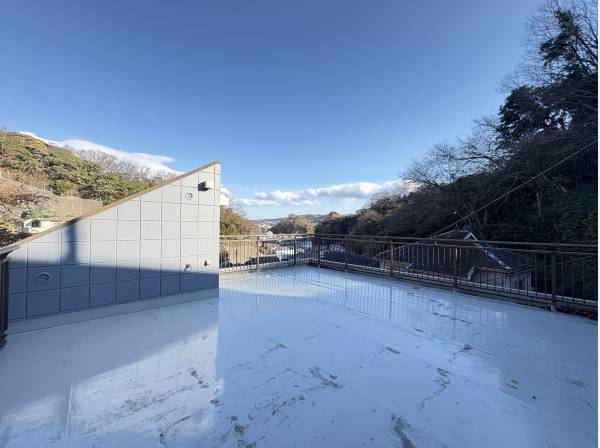 神奈川県逗子市山の根３丁目の中古戸建