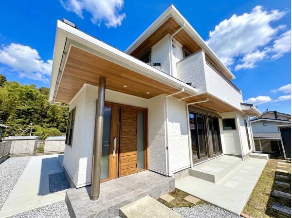 神奈川県三浦郡葉山町一色の中古戸建