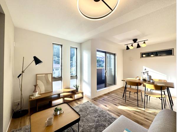 神奈川県逗子市久木９丁目の新築戸建