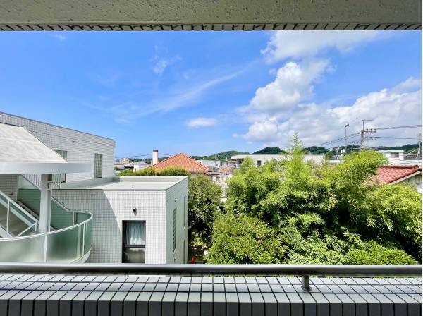 神奈川県鎌倉市雪ノ下４丁目のマンション