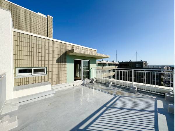 神奈川県藤沢市鵠沼海岸５丁目のマンション