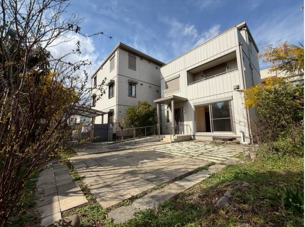 神奈川県茅ヶ崎市出口町の中古戸建