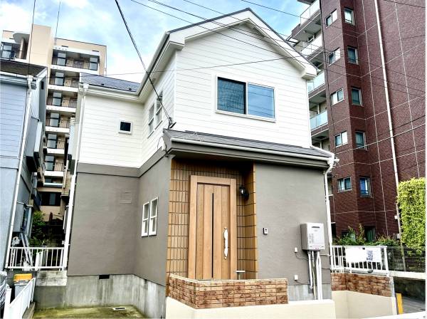 神奈川県藤沢市朝日町の中古戸建