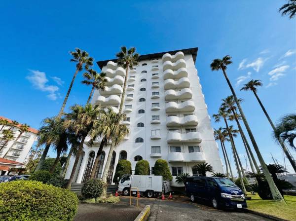 神奈川県逗子市小坪５丁目のマンション