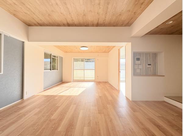 神奈川県鎌倉市七里ガ浜１丁目のマンション