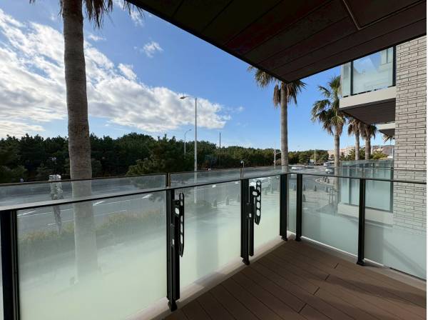 神奈川県藤沢市鵠沼海岸１丁目のマンション