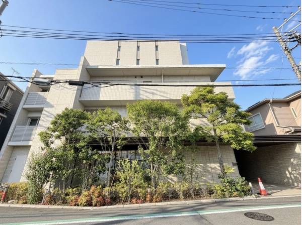 神奈川県茅ヶ崎市赤松町のマンション