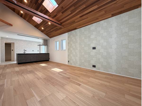 神奈川県小田原市南町４丁目の新築戸建