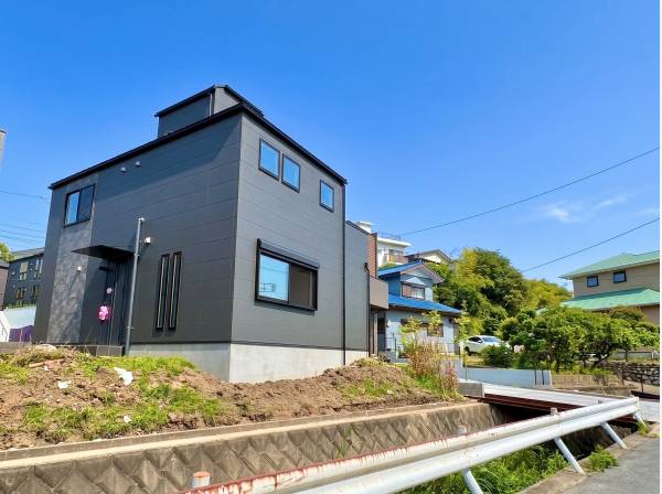 神奈川県鎌倉市腰越の新築戸建