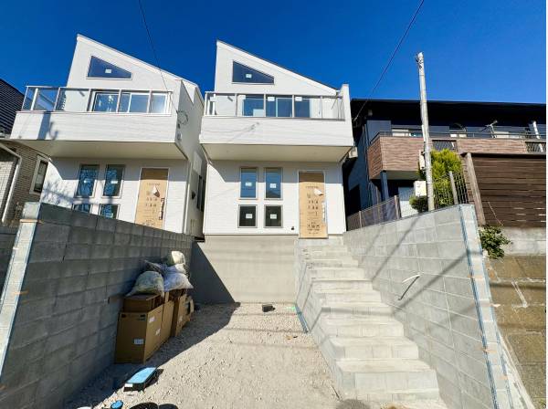 神奈川県三浦郡葉山町長柄の新築戸建