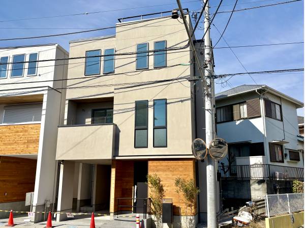 神奈川県鎌倉市腰越４丁目の新築戸建