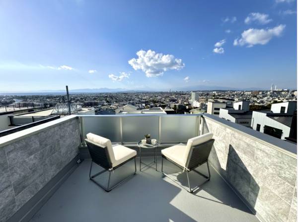 神奈川県藤沢市片瀬山１丁目の新築戸建