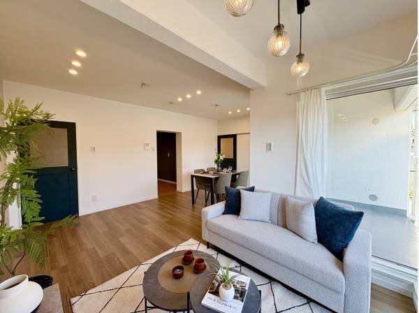 神奈川県茅ヶ崎市赤松町のマンション