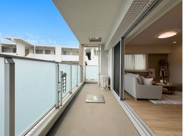 神奈川県藤沢市鵠沼桜が岡３丁目のマンション