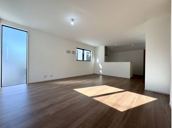 神奈川県逗子市逗子４丁目の新築戸建