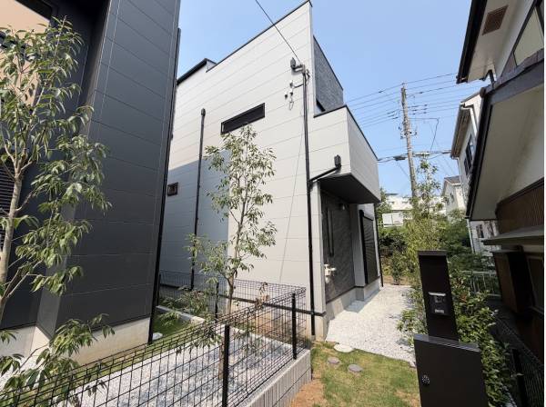 神奈川県鎌倉市津西２丁目の新築戸建