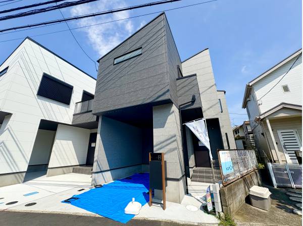 神奈川県藤沢市本藤沢２丁目の新築戸建