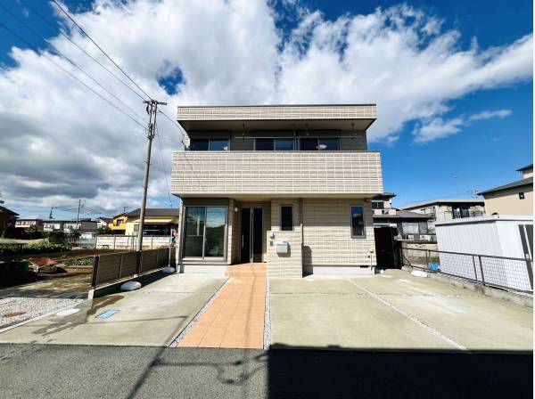 神奈川県平塚市南原２丁目の中古戸建