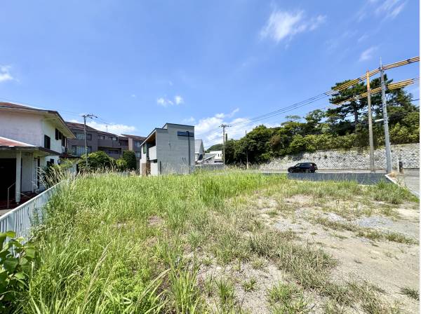 神奈川県三浦郡葉山町堀内の土地
