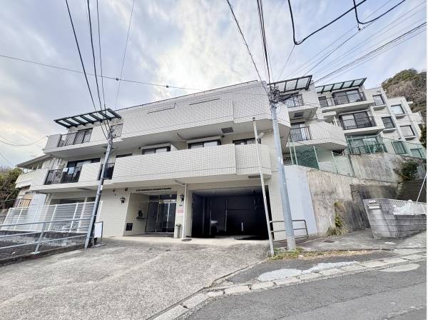 神奈川県鎌倉市岡本１丁目のマンション