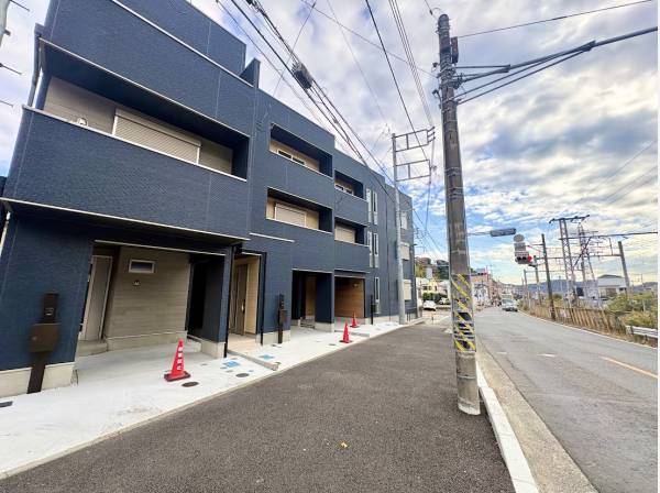 神奈川県逗子市久木９丁目の新築戸建
