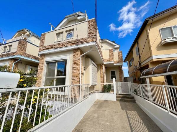 神奈川県逗子市久木８丁目の中古戸建