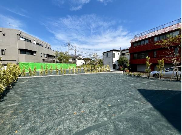 日当たり良好、お好みのハウスメーカーで建築できます。