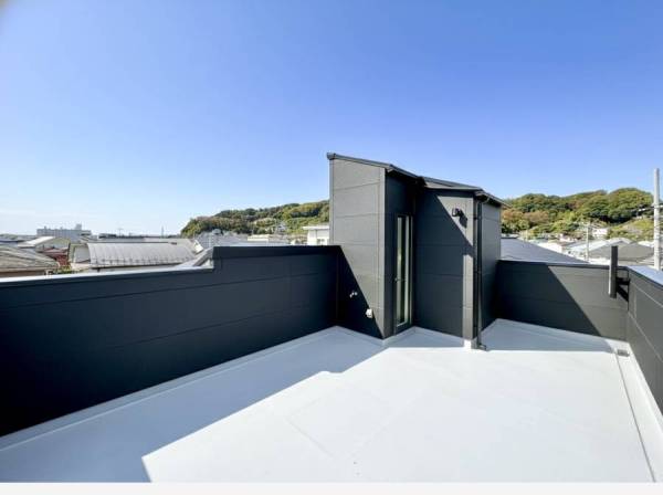 神奈川県逗子市新宿３丁目の新築戸建