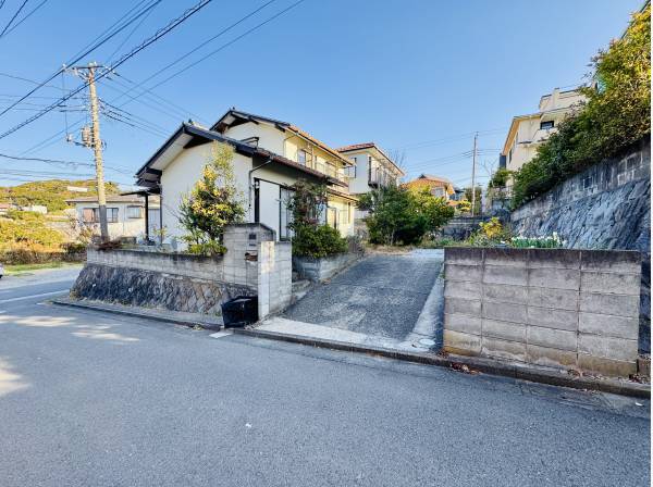 神奈川県三浦郡葉山町一色の土地