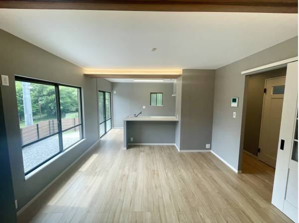神奈川県鎌倉市材木座４丁目の中古戸建