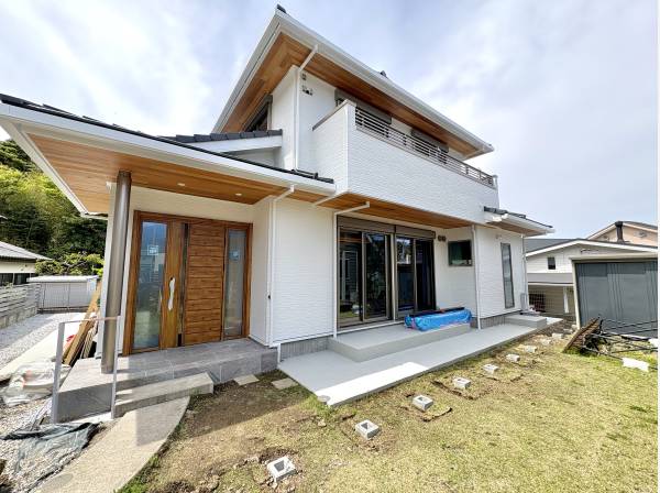 神奈川県三浦郡葉山町一色の中古戸建