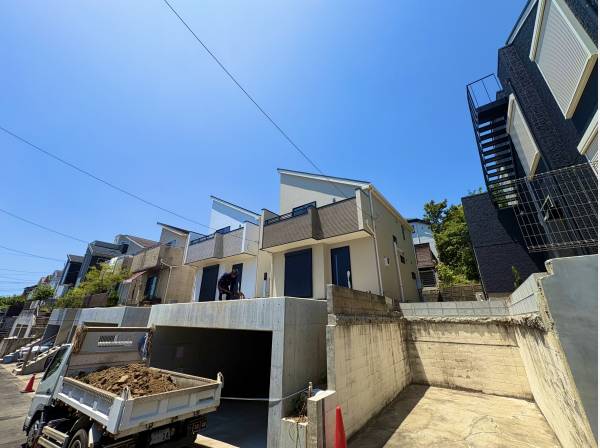 神奈川県藤沢市渡内４丁目の新築戸建