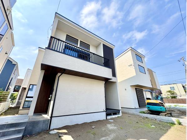 神奈川県藤沢市鵠沼松が岡２丁目の新築戸建