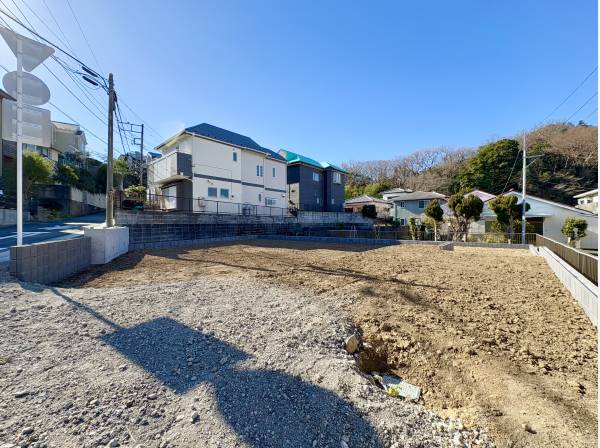 神奈川県三浦郡葉山町一色の土地