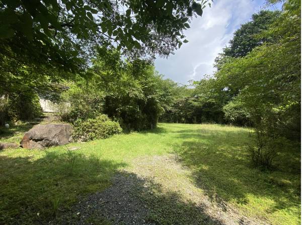 神奈川県足柄下郡箱根町仙石原の土地