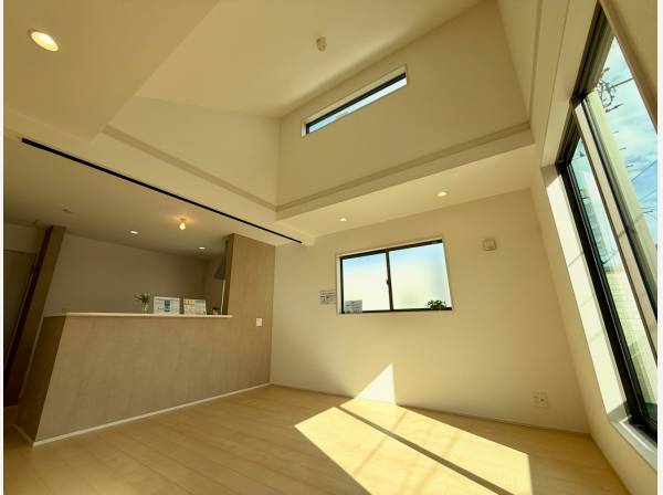 神奈川県藤沢市辻堂３丁目の新築戸建