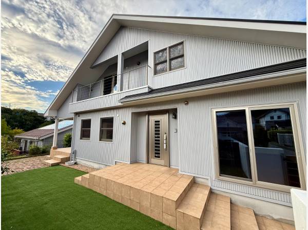 神奈川県三浦郡葉山町一色の中古戸建