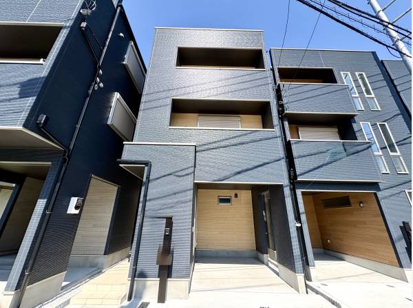 神奈川県逗子市久木９丁目の新築戸建