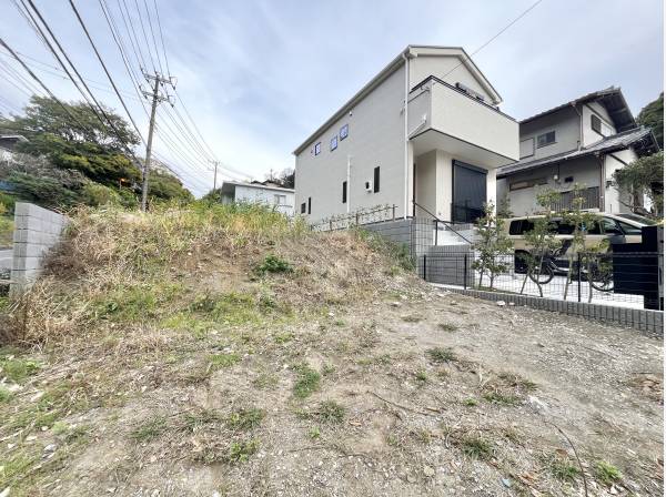 神奈川県三浦郡葉山町一色の土地