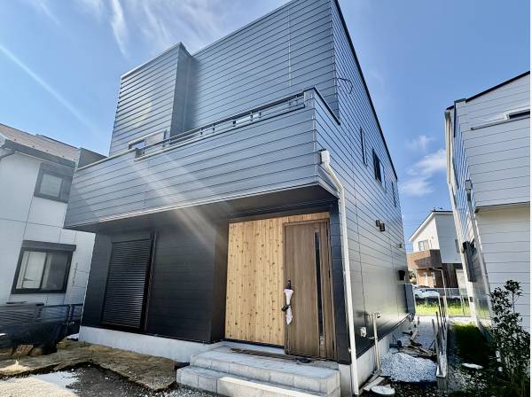 神奈川県三浦郡葉山町一色の新築戸建
