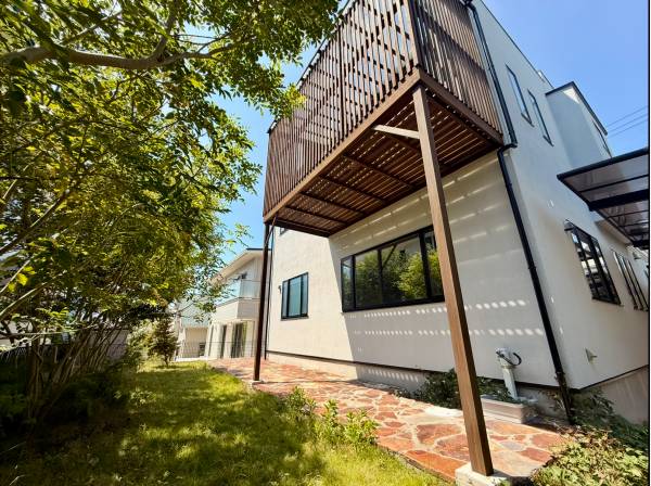神奈川県藤沢市片瀬山３丁目の中古戸建