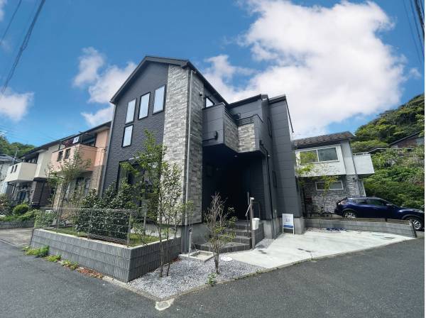 神奈川県鎌倉市稲村ガ崎２丁目の新築戸建