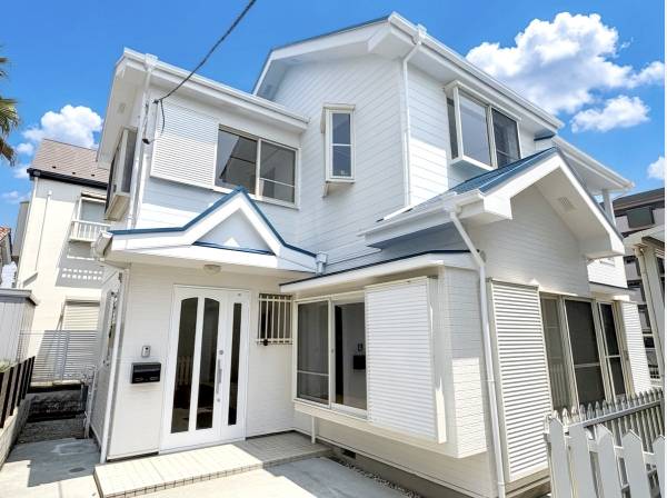 神奈川県藤沢市鵠沼海岸３丁目の中古戸建