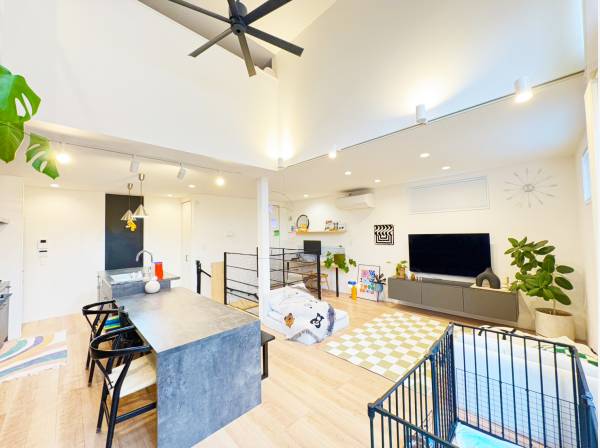 神奈川県茅ヶ崎市小和田１丁目の中古戸建