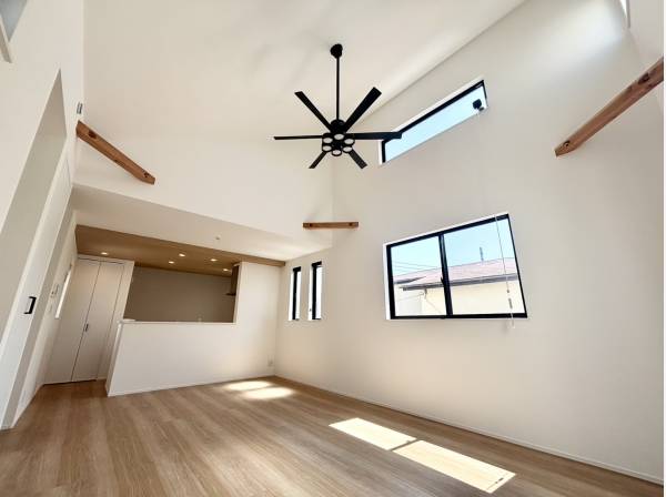神奈川県藤沢市弥勒寺３丁目の新築戸建