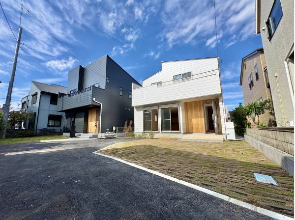 神奈川県三浦郡葉山町一色の新築戸建