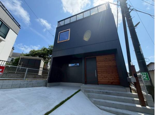 神奈川県茅ヶ崎市赤羽根の新築戸建