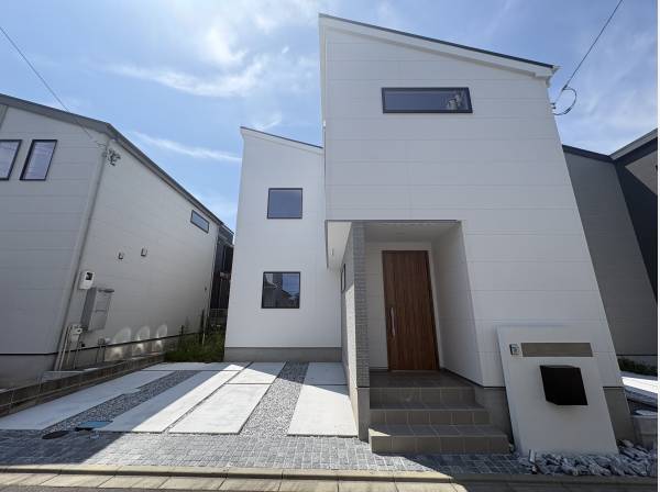 神奈川県高座郡寒川町小谷１丁目の新築戸建